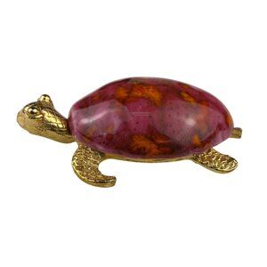 Vintage Gold Tone Womens Brooch Purple & Orange Turtle Design Marbled Shell Pin